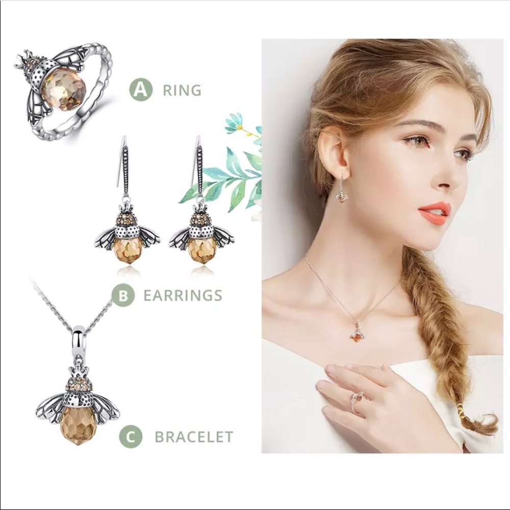 5⭐️ Best Seller! 🐝 Sterling Silver Bee Necklace - Picture 2 of 4